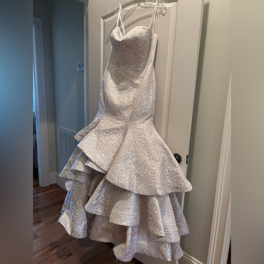 Alyce Paris prom dress
